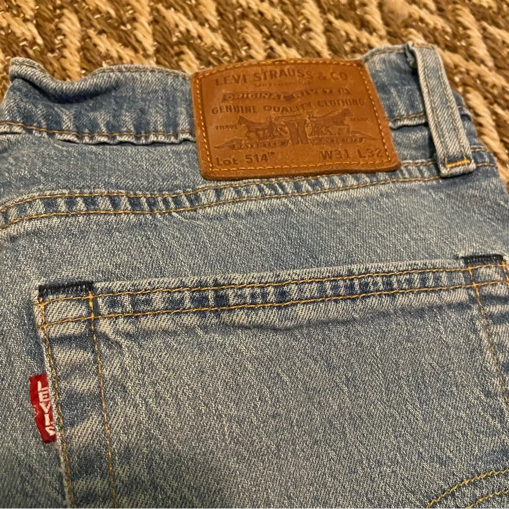LEVI’S Premium Men’s 514 Jeans Size 31 X 32 - Picture 3 of 8